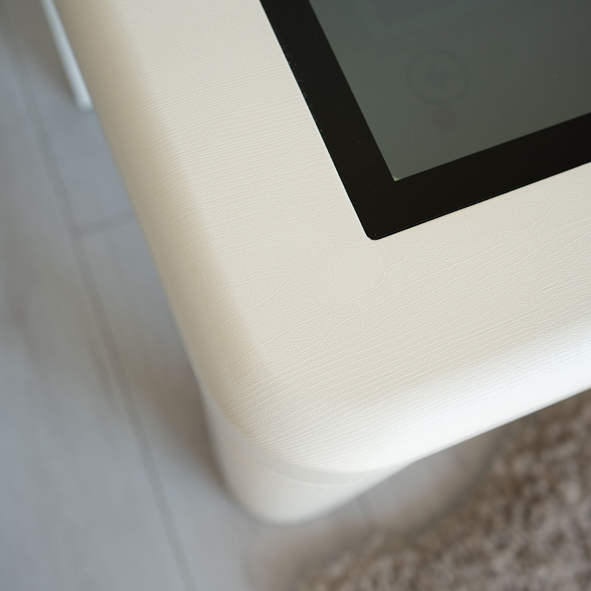 32" Smart Interactive Table